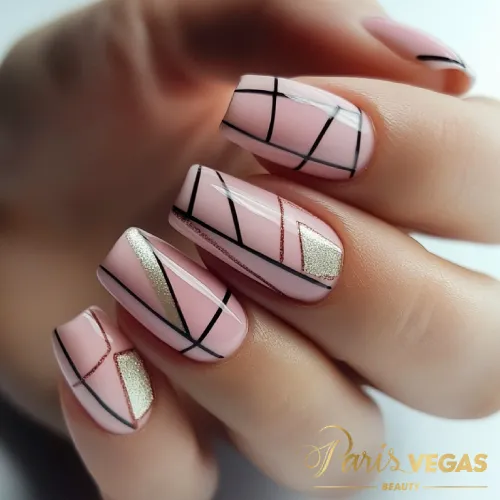 Unhas geométricas, design moderno e criativo, feitas por Nail Designer São Paulo.