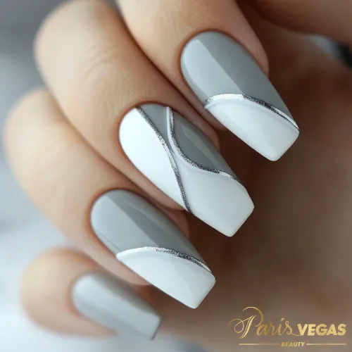 Esmaltação com curvas geométricas feitas no salão Paris Vegas Beauty em Moema.