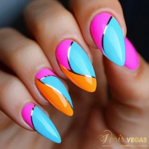 Unhas coloridas feitas por designer de unhas em Moema, com esmaltes vibrantes em azul, laranja e pink.