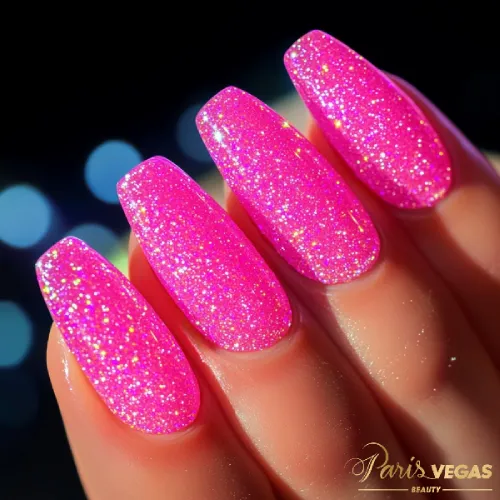 Esmaltação neon com glitter, design vibrante e glamouroso, perfeito para quem busca brilho e estilo.