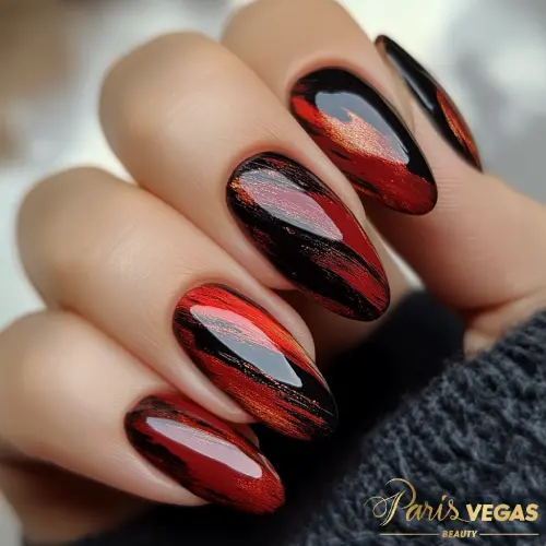 Esmaltação com pinceladas de arte moderna, design criativo e sofisticado feito no salão de cabeleireiro Paris Vegas Beauty em Moema.